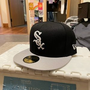 MLB Chicago White Sox New era fitted hat 7 1/8
